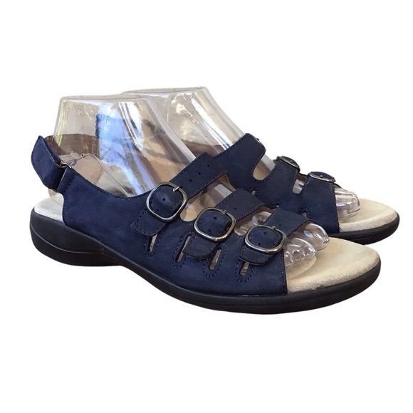 Clarks Saylie Quartz Navy Nubuck Sandals - Picture 3 of 11